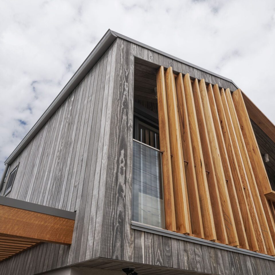 3-exterior-accoya-cladding-timber-screening-architecture-simpson-co